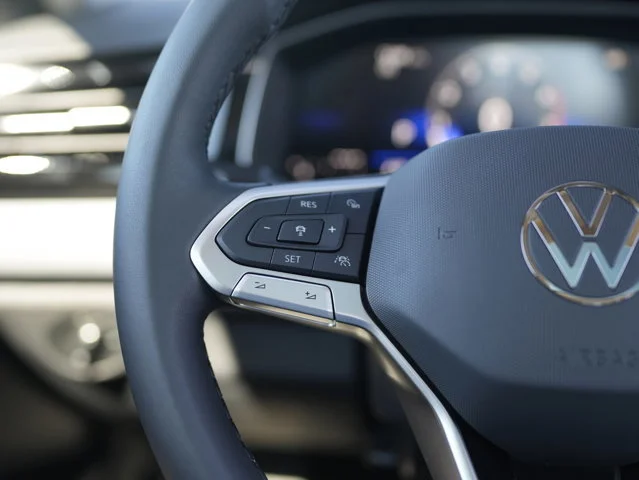 New 2026 Platinum Gray Metallic Volkswagen 1.5T SE image 19