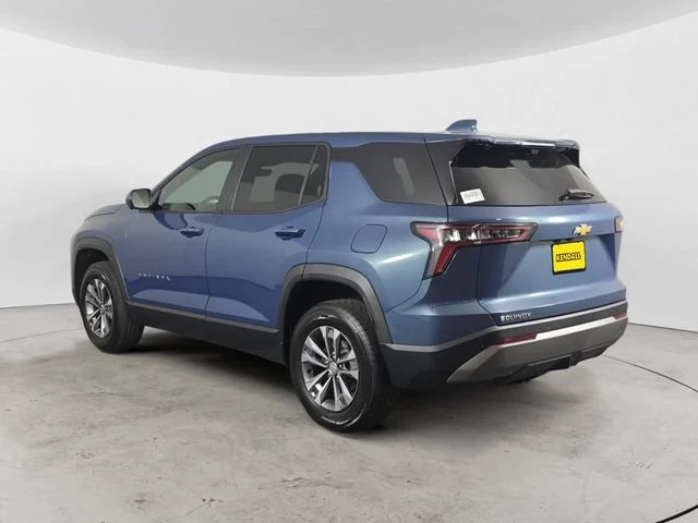 Used 2026 Lakeshore Blue Metallic Chevrolet LT image 7