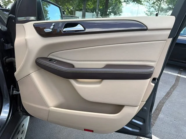 Used 2017 Gray Mercedes-Benz GLE 350 image 14