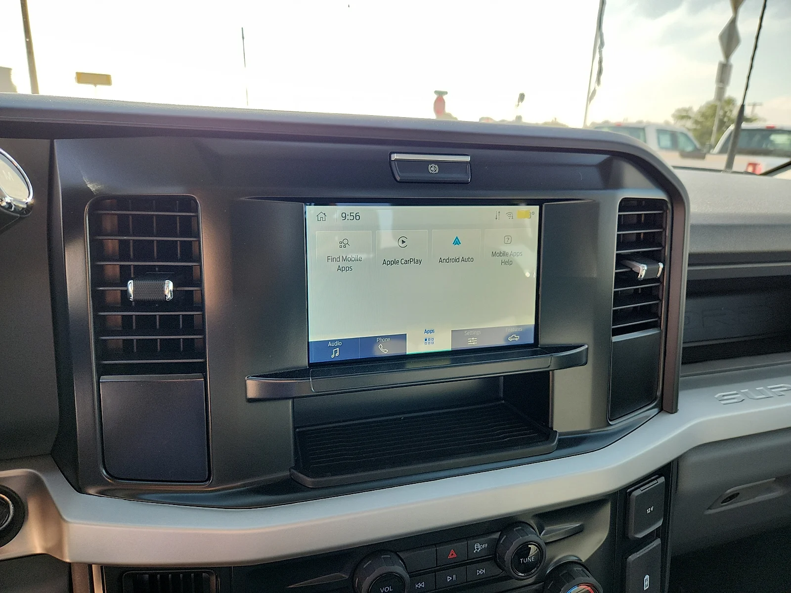 New 2026 Oxford White Ford XL image 24