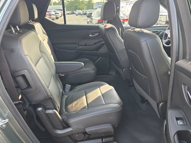 Used 2023 Silver Sage Metallic Chevrolet LT Leather image 23