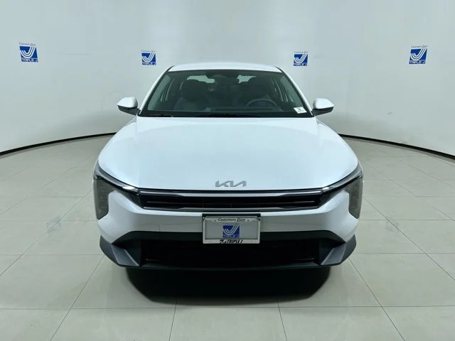 New 2026 SNOW WHITE PEARL Kia LXS image 16