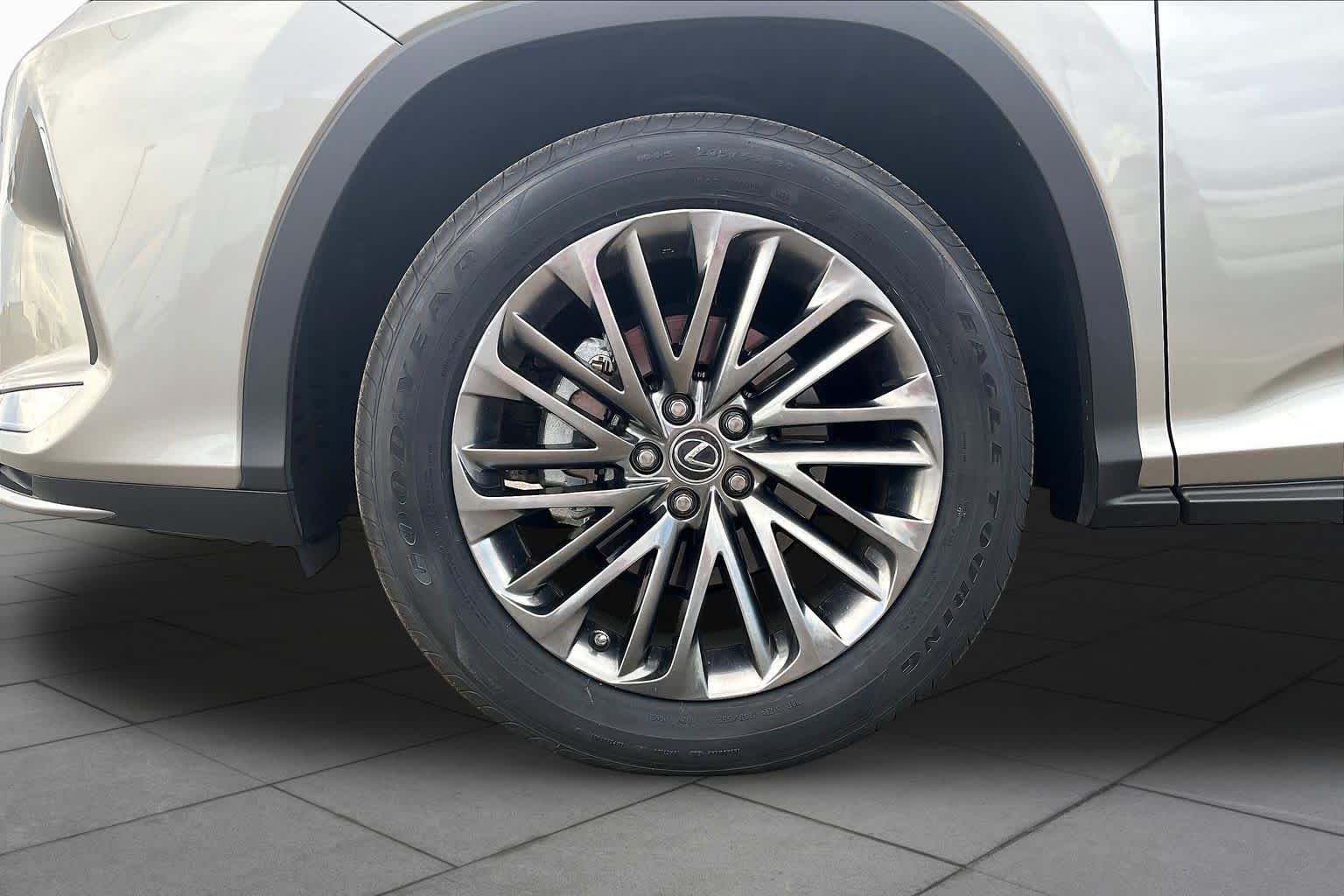 Used 2022 Atomic Silver Lexus  image 10