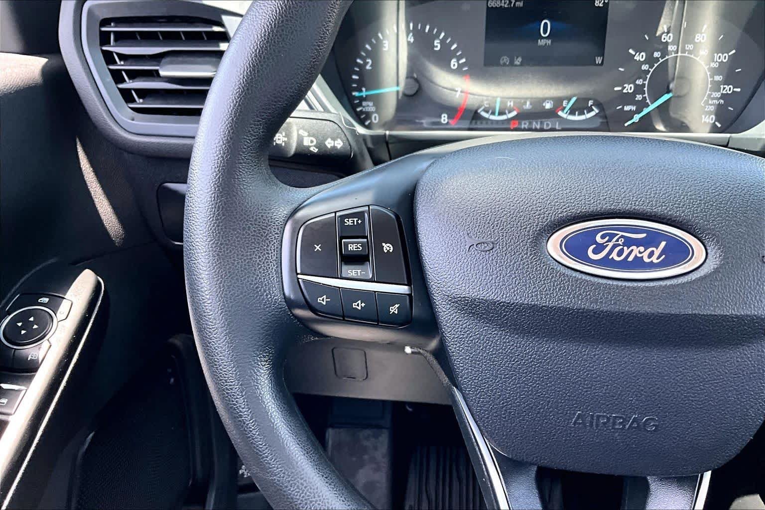 Used 2022 Oxford White Ford S image 23