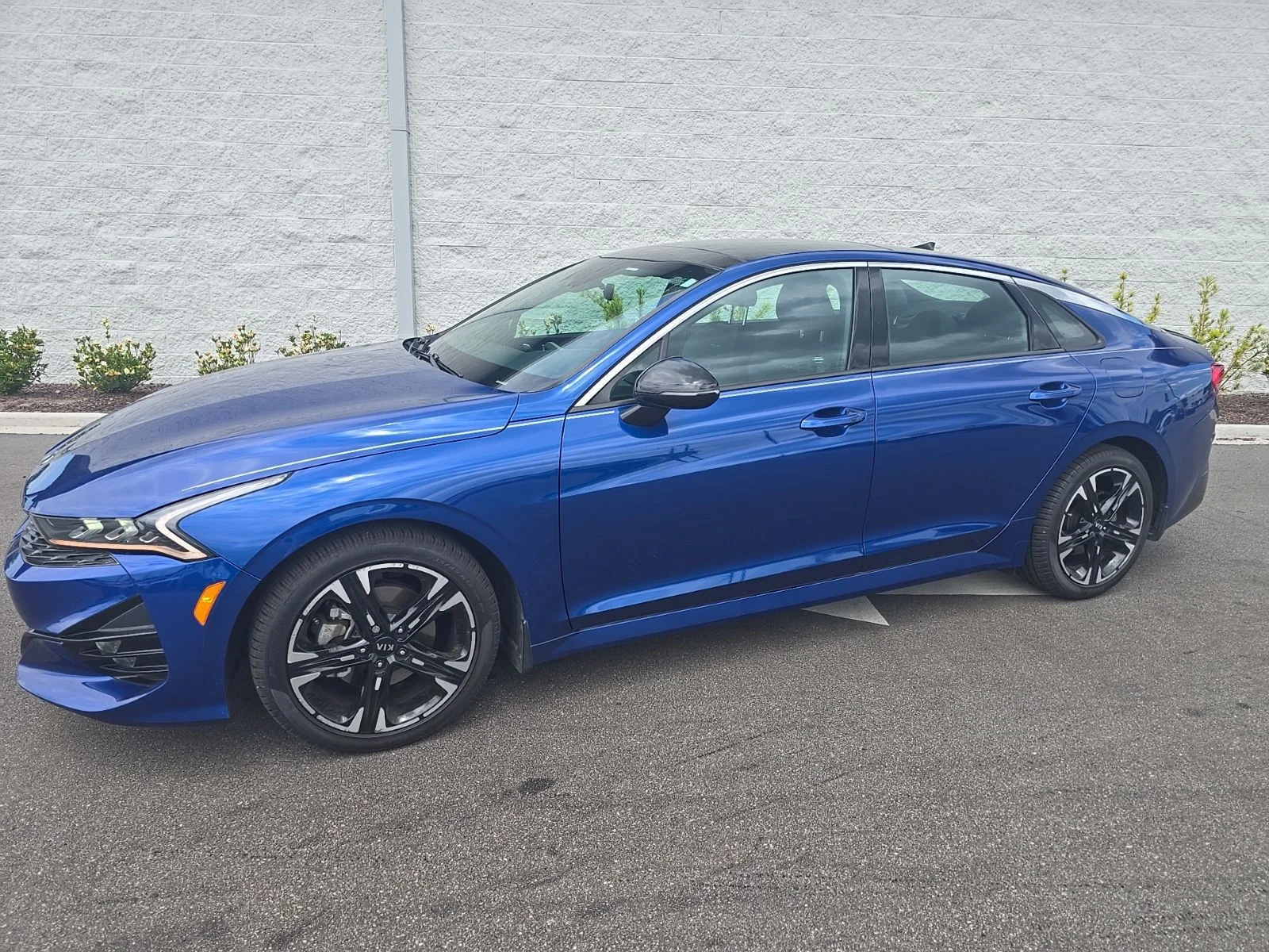 2021 Kia Optima GT-Line AWD's photo
