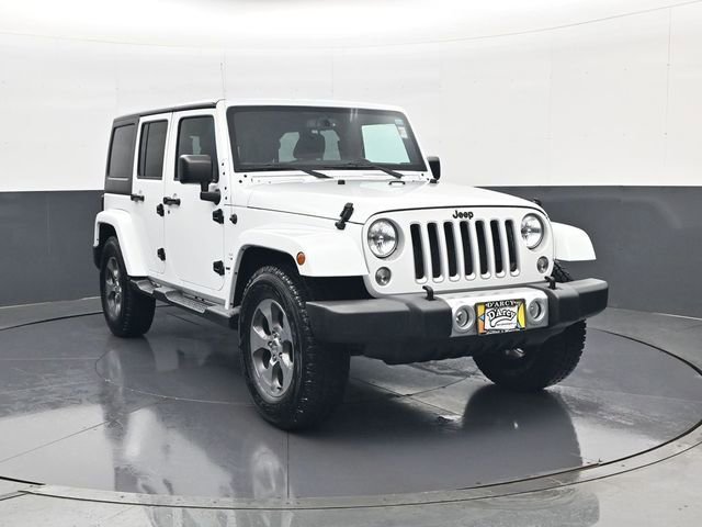 Used 2016 White Jeep Sahara image 3