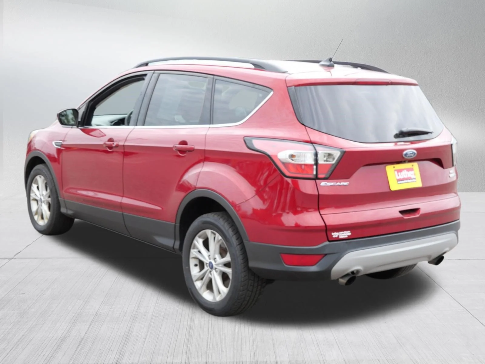 Used 2018 Ruby Red Metallic Tinted Clearcoat Ford SE image 5