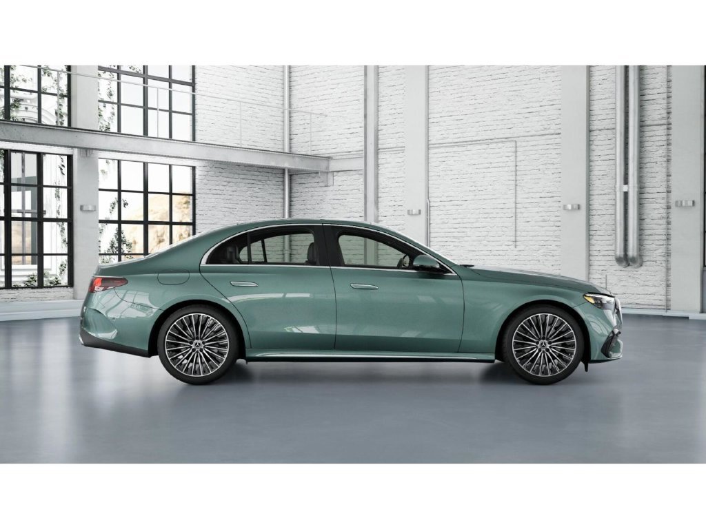 Certified Used 2026 Verde Silver Metallic Mercedes-Benz  image 2