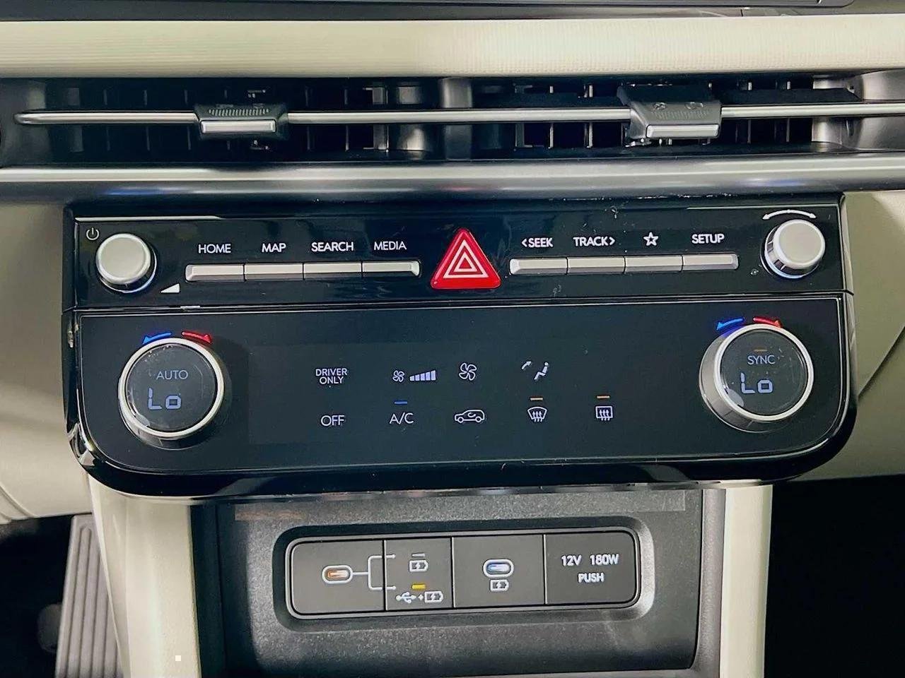 2026 Hyundai Tucson Hybrid — photo 11