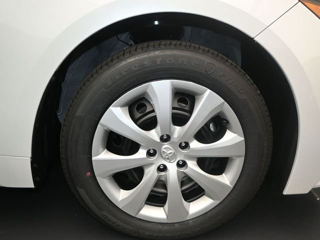Used 2025 Wind Chill Pearl Toyota LE image 15