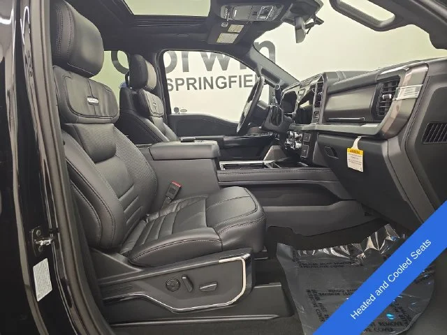 New 2027 Agate Black Metallic Ford F-450® Platinum® image 10