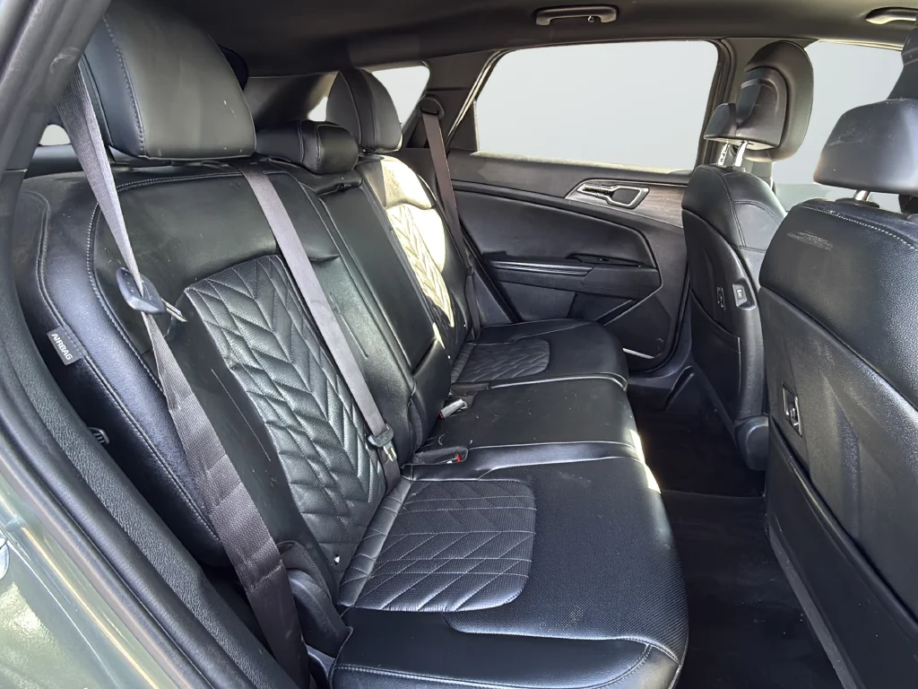 Used 2024 Green Kia X-Line image 18
