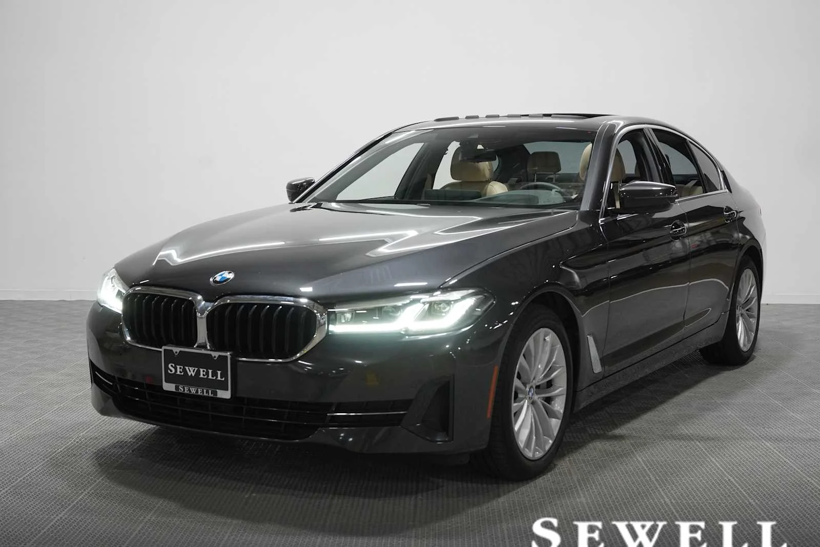 2023 BMW 5 Series 530i