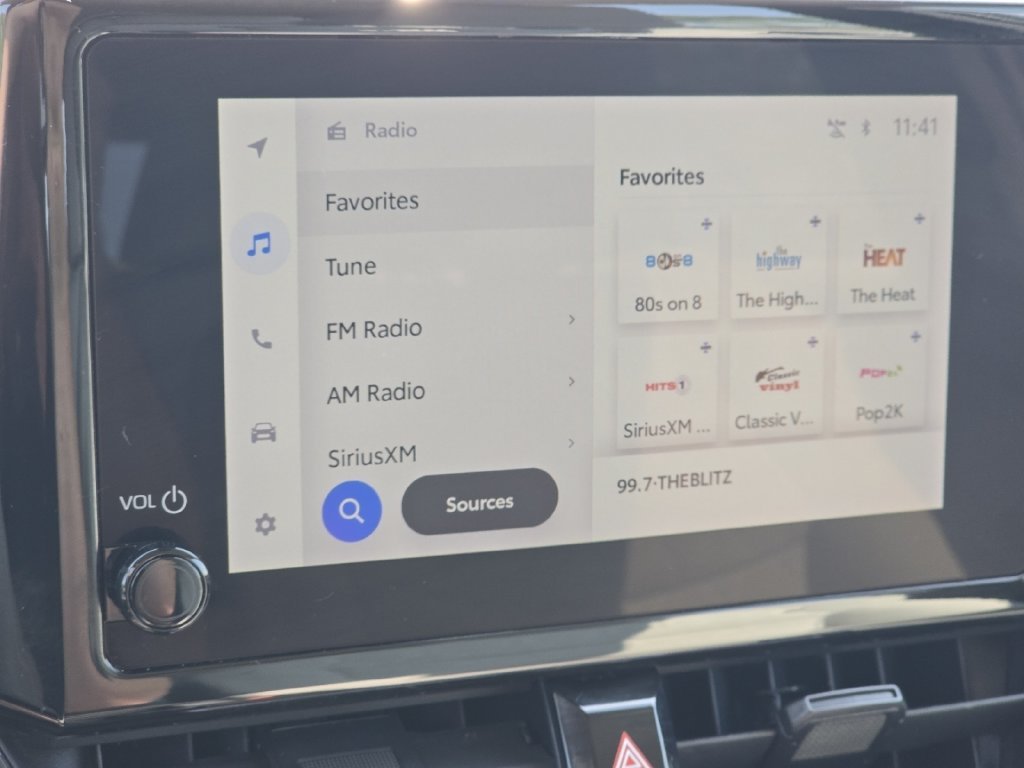 Certified Used 2024  Toyota L image 27
