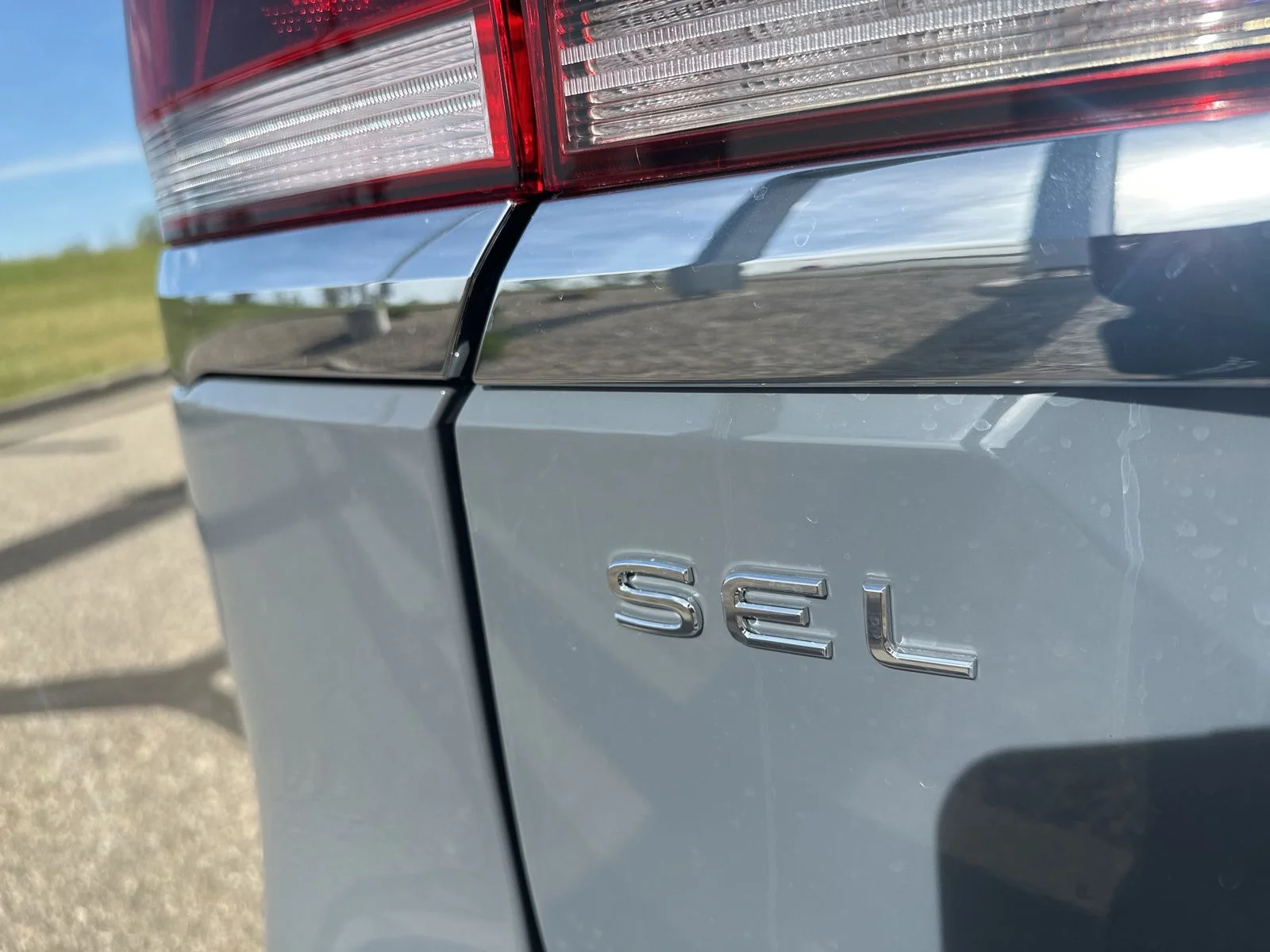New 2026 Gray Volkswagen 2.0T SEL image 8