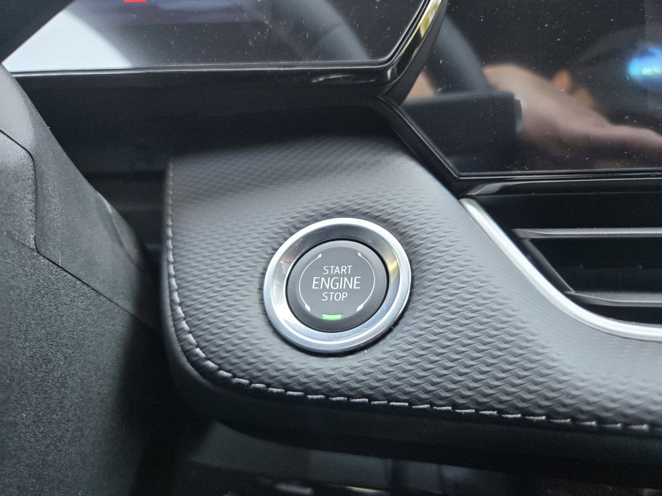 2026 Chevrolet Equinox LT - Photo 12