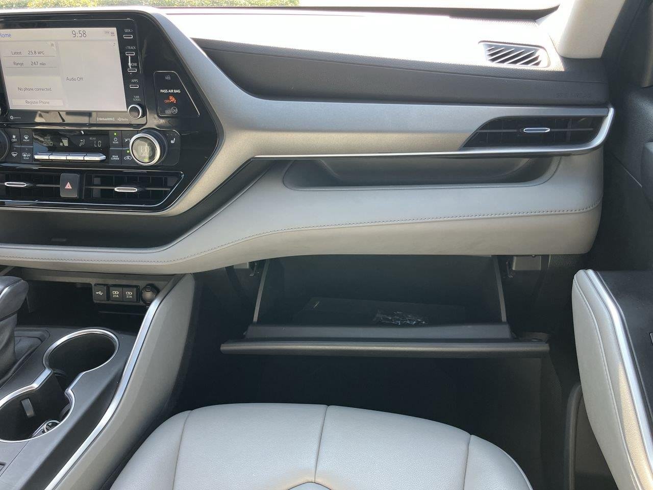 Used 2021 Gray (Magnetic Gray Metallic) Toyota XLE image 16