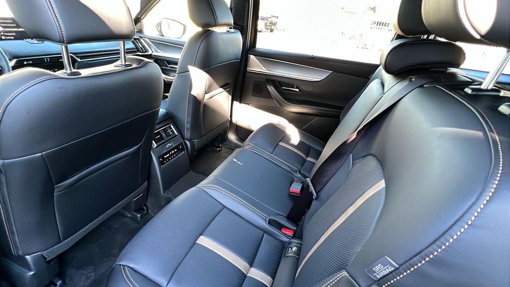 2025 Mazda CX-70 Premium Package - Photo 16