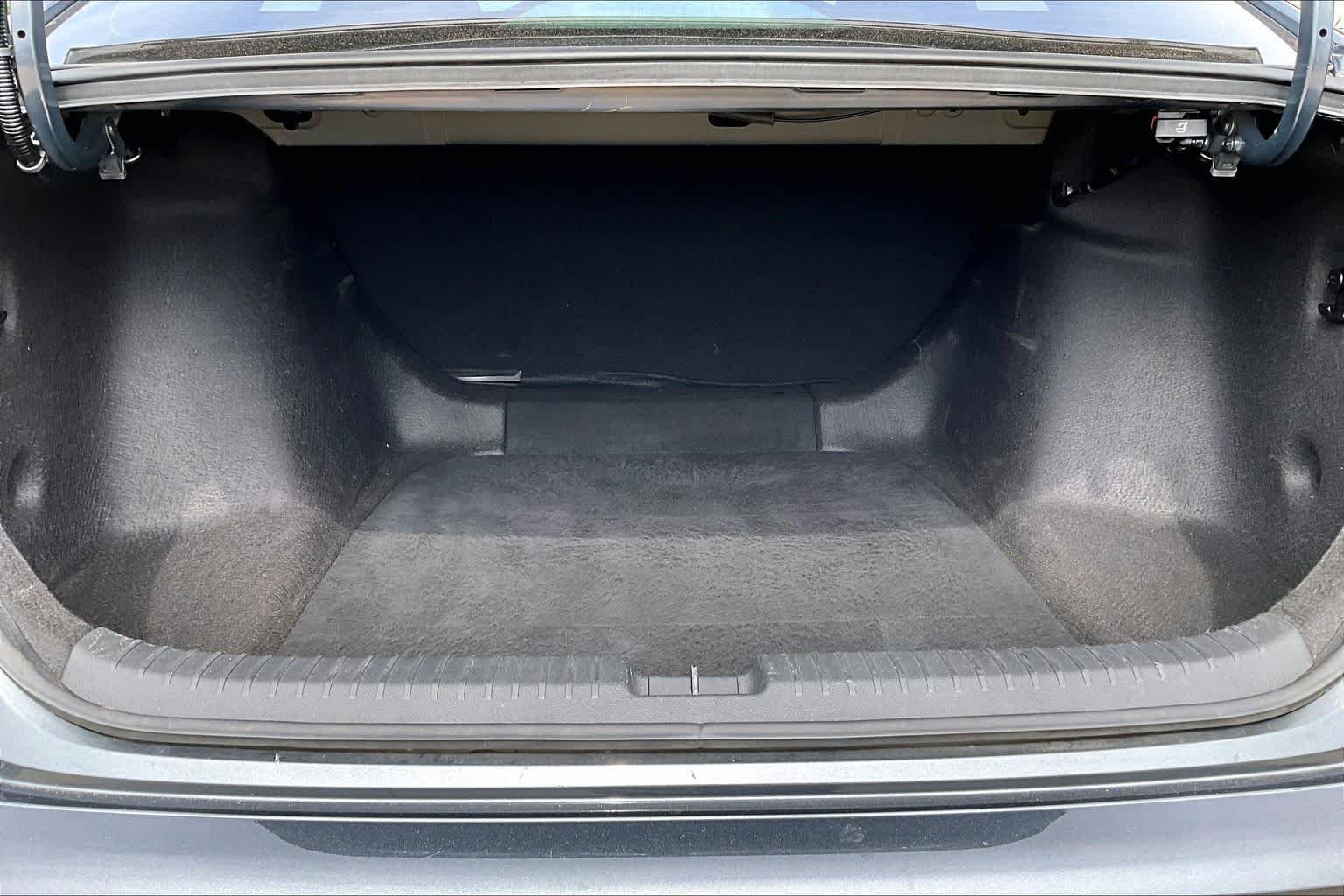 Used 2023 Meteorite Gray Metallic Honda LX image 29