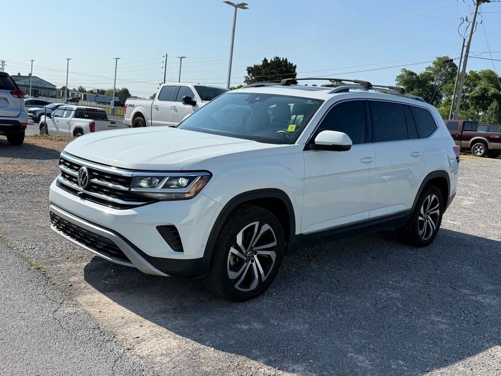 Used 2021 White Volkswagen SEL Premium image 21