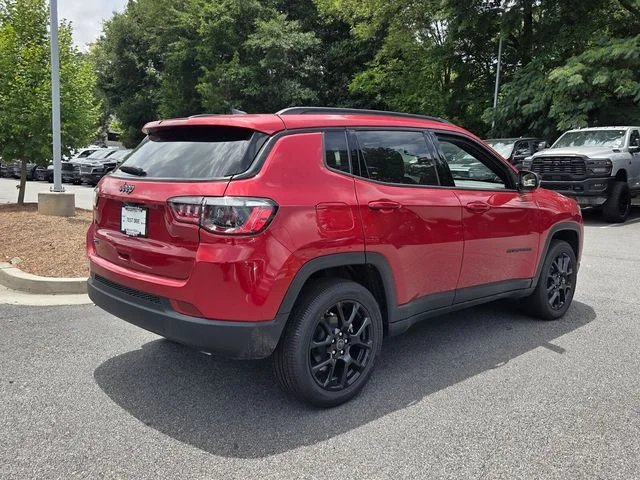 New 2026 Red Hot Pearlcoat Jeep Latitude image 9