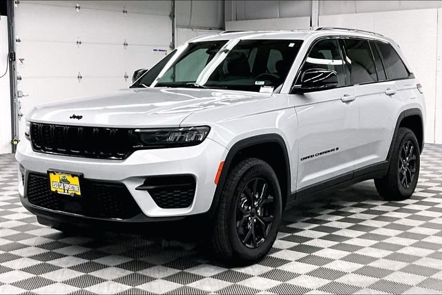 2024 Jeep Grand Cherokee Altitude - Photo 12