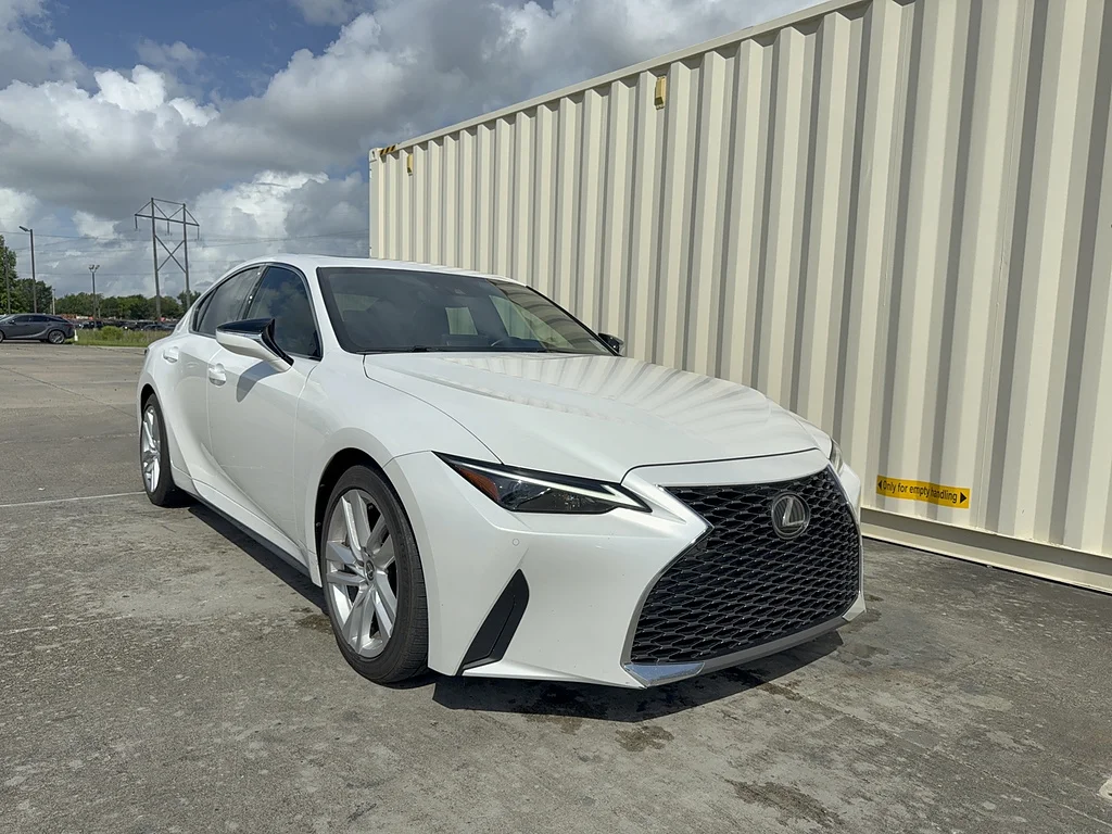 2023 Lexus IS 350 300 RWD's photo