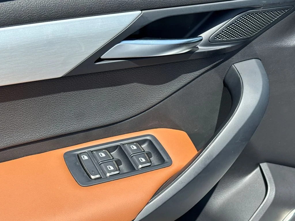 2025 VinFast VF 8 Plus - Photo 29