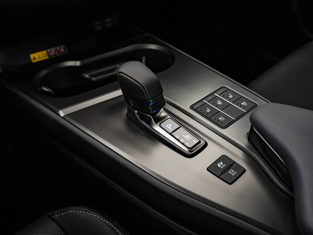 New 2026 Obsidian Roof Lexus 300h F SPORT Design image 37