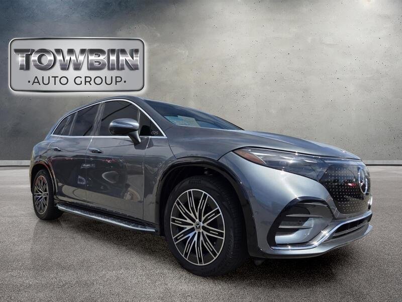 Used 2025 Selenite Gray Metallic MERCEDES-BENZ EQS 580 4MATIC® SUV image 2