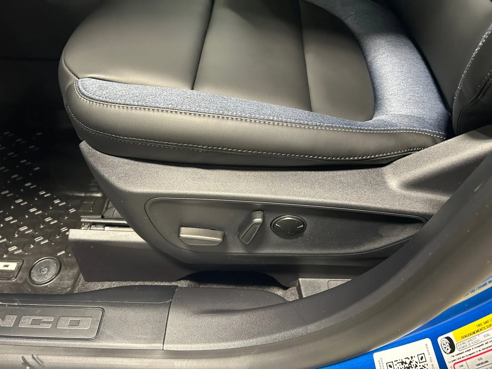 New 2026 Velocity Blue Metallic Ford Outer Banks image 14