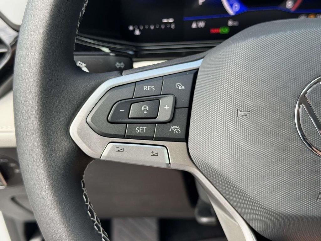 New 2026 White Volkswagen 1.5T S image 22