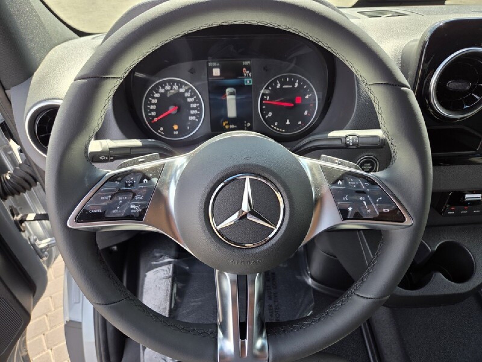 New 2026 High-tech silver metallic Mercedes-Benz 2500 image 26