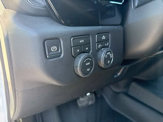 New 2026 Summit White Chevrolet LT image 25