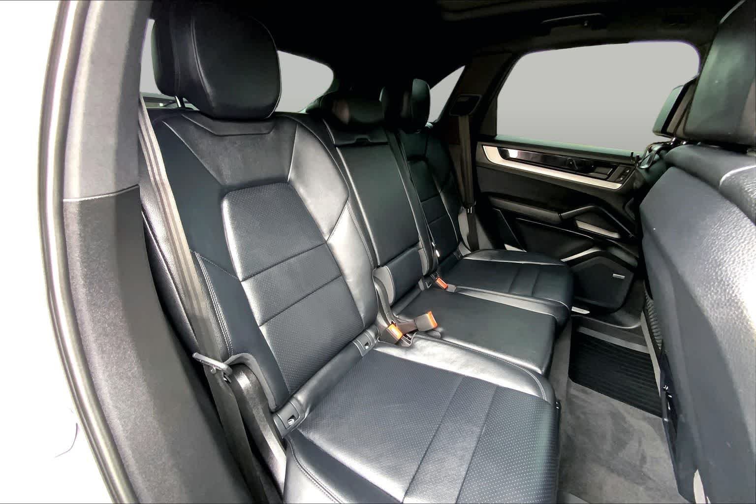 Used 2024 Arctic Grey Porsche  image 19