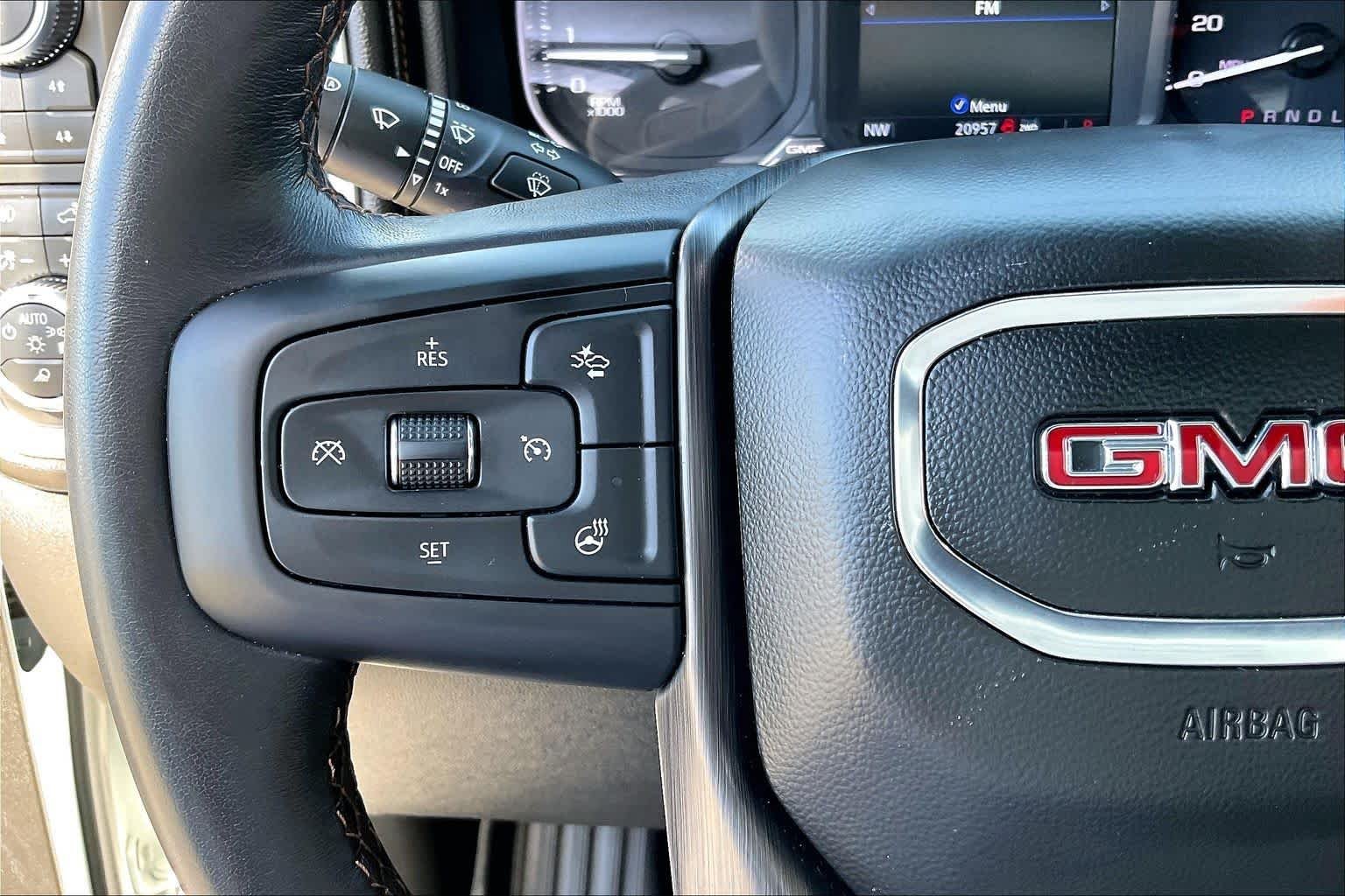 Certified Used 2022 Summit White GMC AT4 image 24