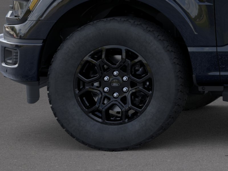 New 2026 Agate Black Metallic Ford XLT image 47
