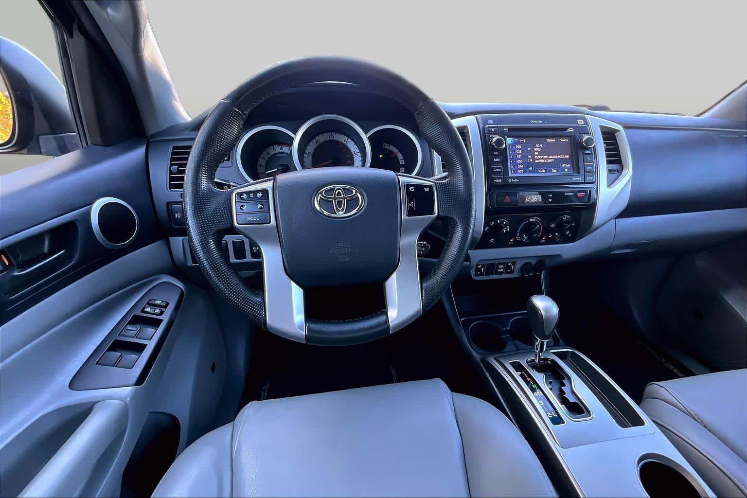 Used 2013 Black Toyota  image 6