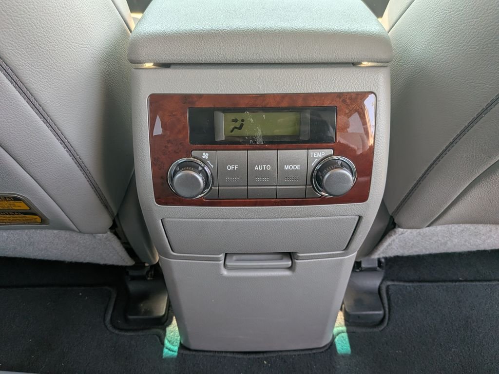 Used 2012 Gray Toyota Limited image 28