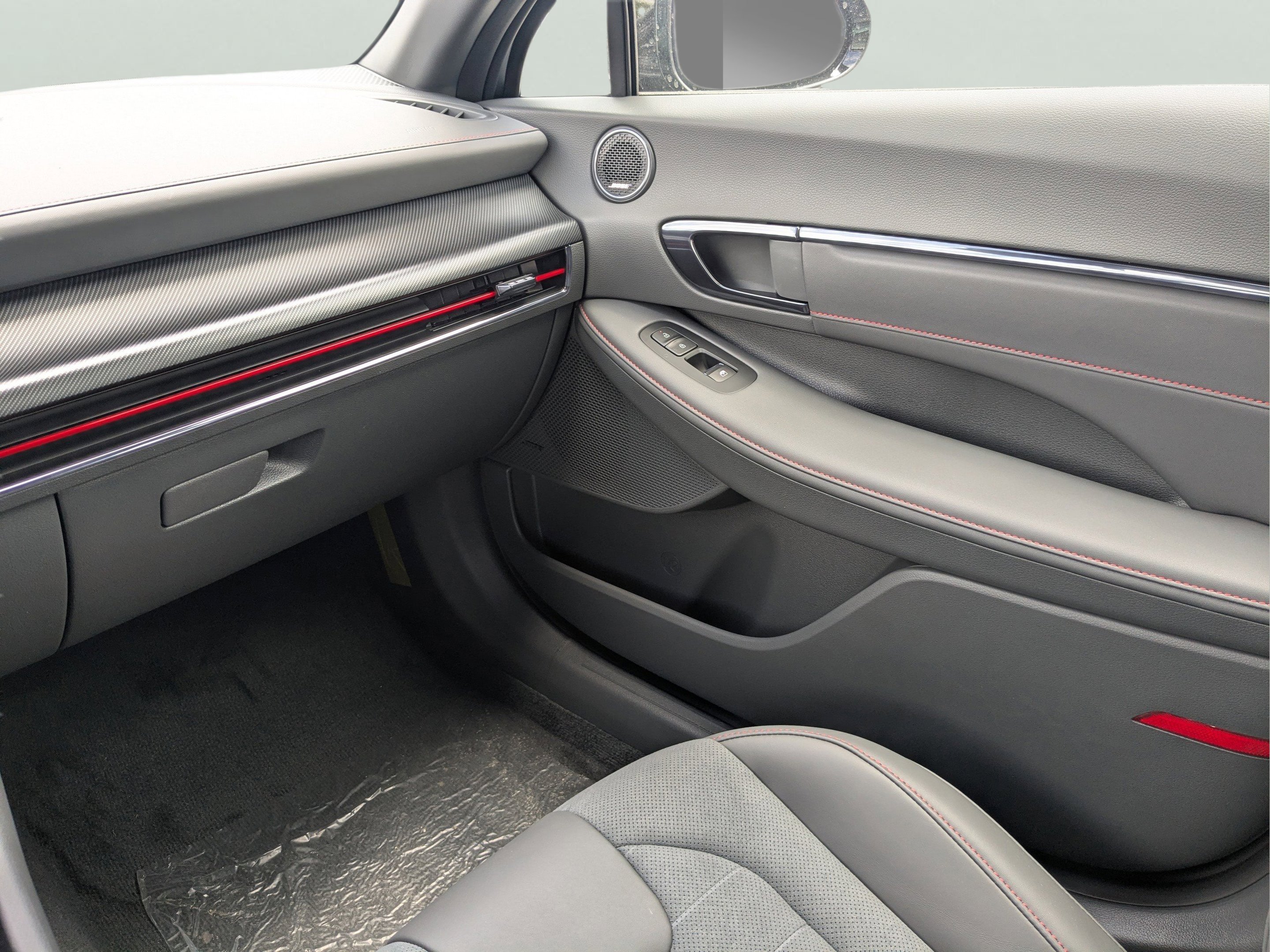 Used 2025 Serenity White Hyundai SEL Sport image 19