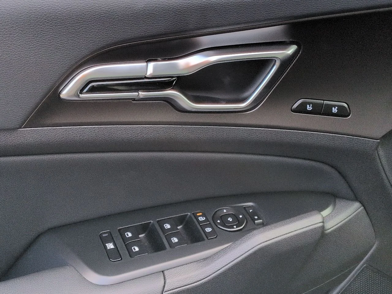 New 2026 Shadow Matte Gray Kia SX Prestige image 24
