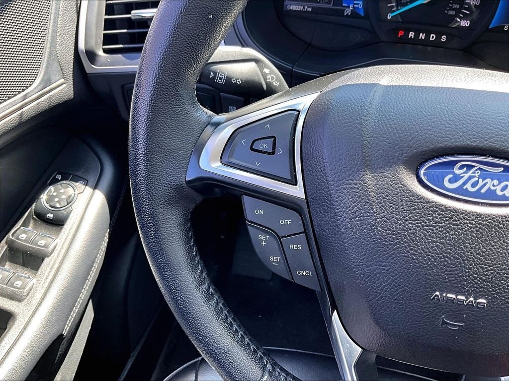 Used 2023 White Ford SEL image 23