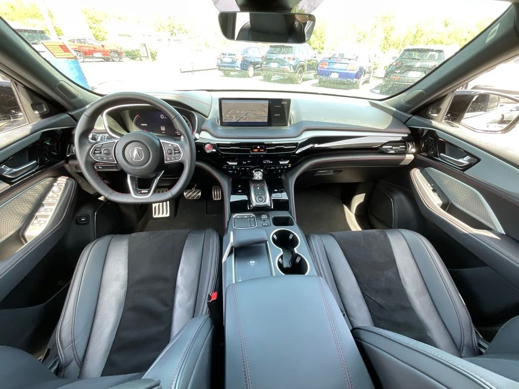 Used 2023  Acura A-Spec image 9