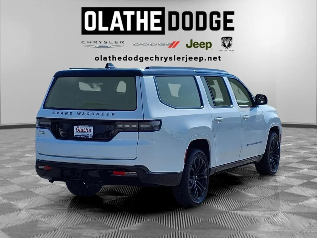 Used 2024 White Jeep Series II image 30