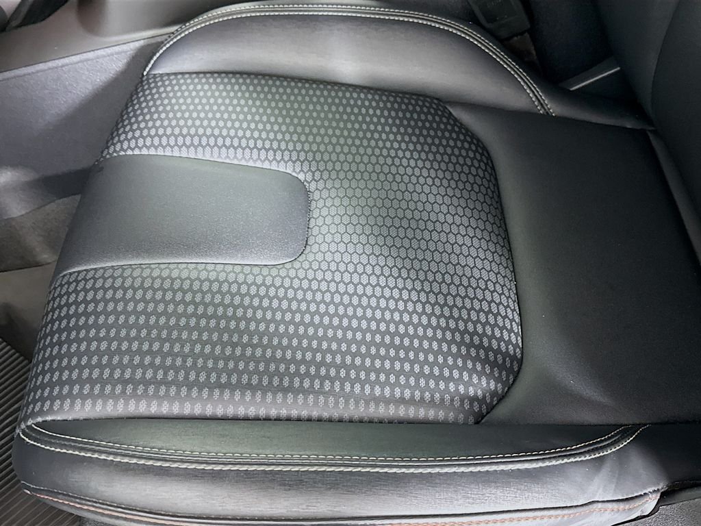 Used 2024 Silver Ford Raptor image 19