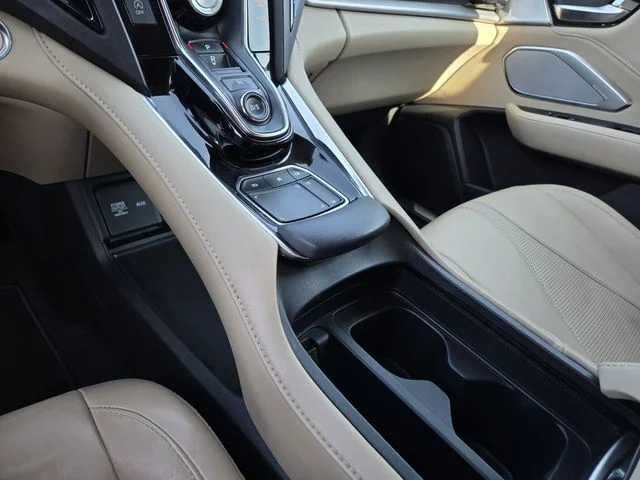 Certified Used 2020 Platinum White Pearl Acura with Technology image 12