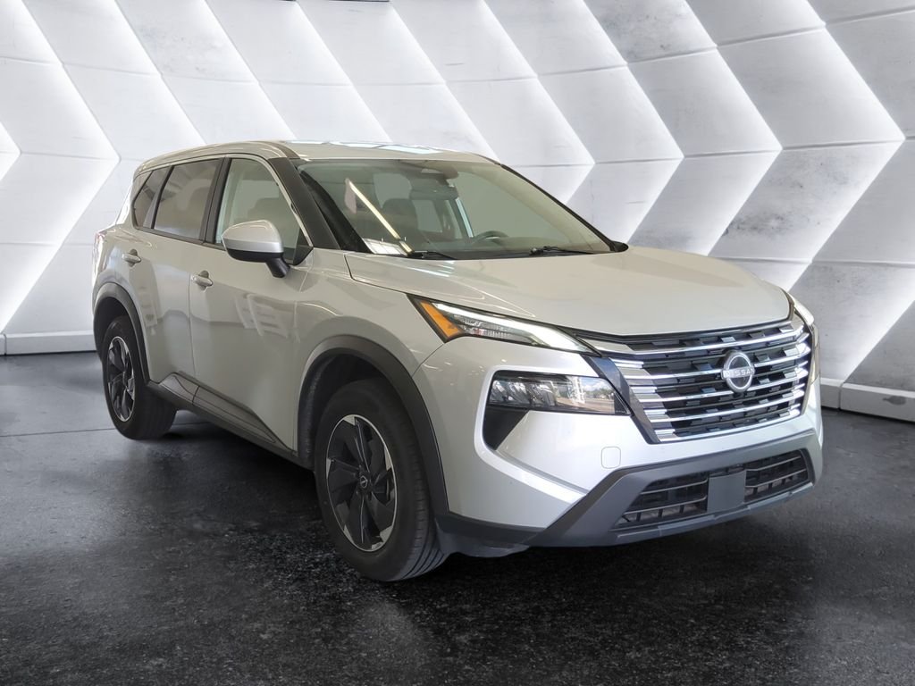 Used 2025 Silver Nissan SV image 1