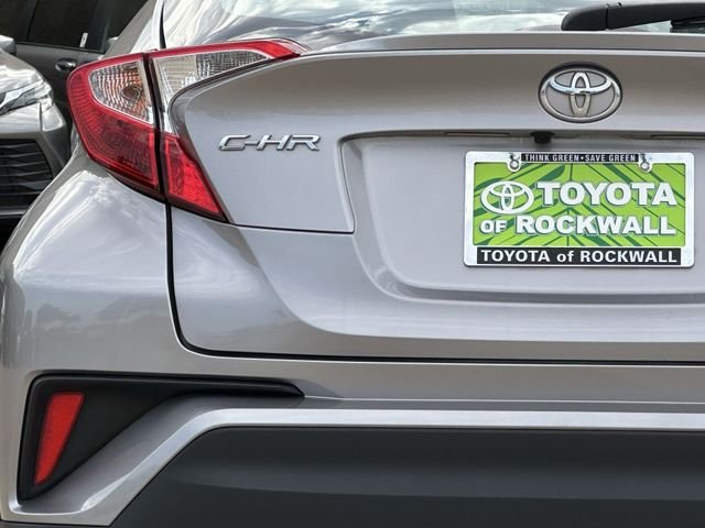 Used 2020 Silver Toyota XLE image 5
