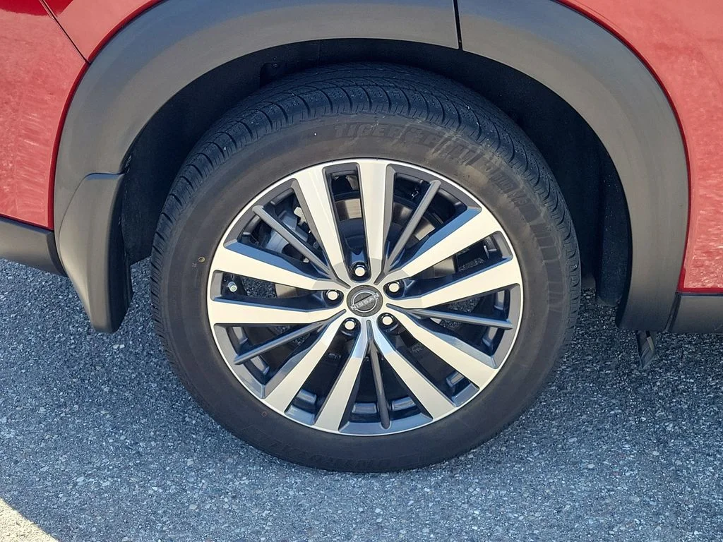 Certified Used 2022 Red Nissan Platinum image 6