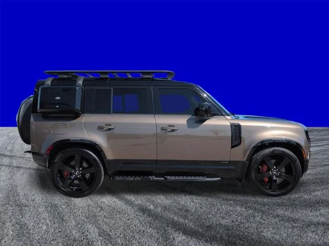 Used 2023 Gondwana Stone Metallic Land Rover X image 3